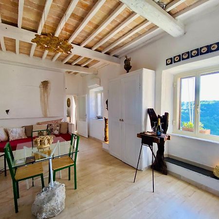 Apartamento La Sorpresa Sul Bastione With Panoramic Balcony Pitigliano Exterior foto