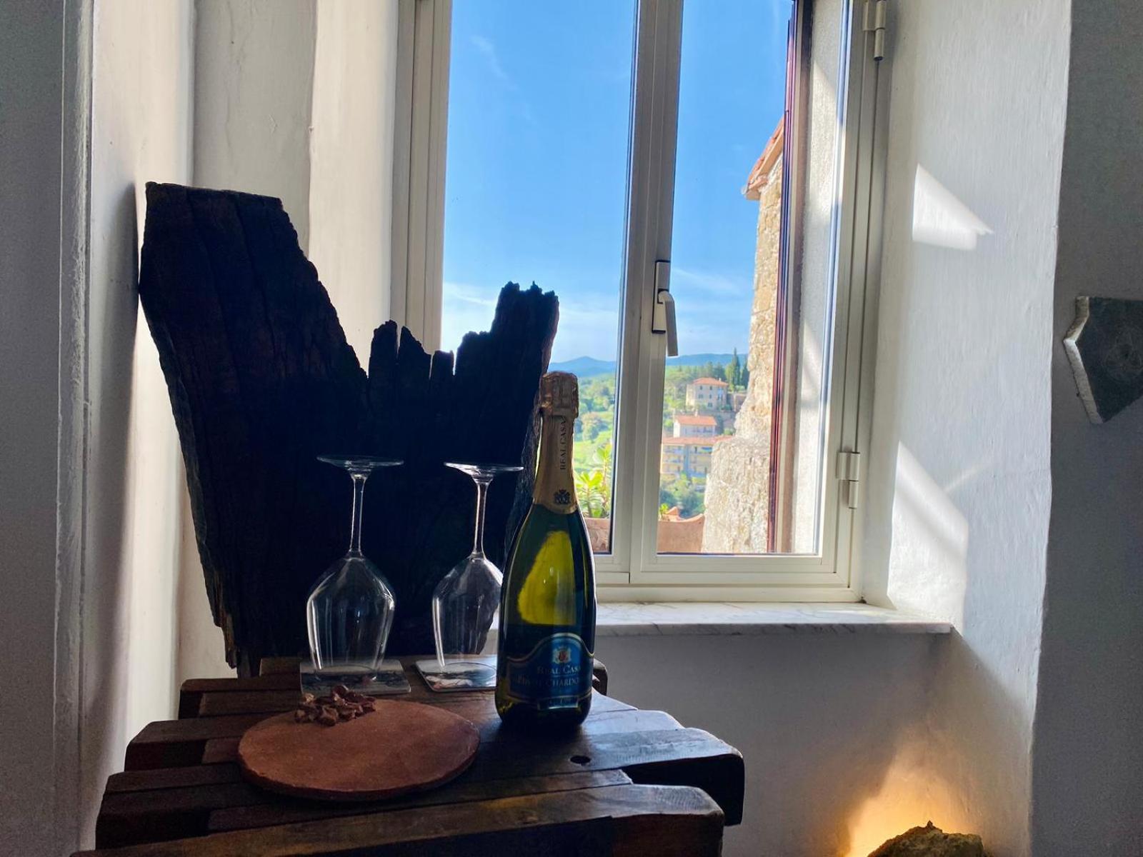 Apartamento La Sorpresa Sul Bastione With Panoramic Balcony Pitigliano Exterior foto