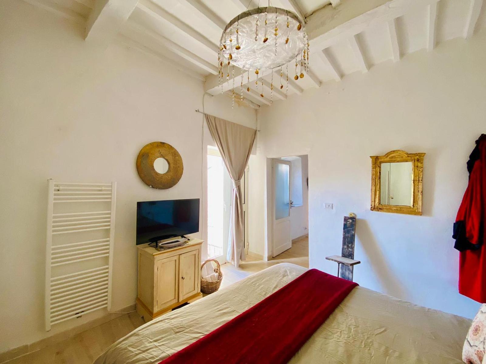Apartamento La Sorpresa Sul Bastione With Panoramic Balcony Pitigliano Exterior foto